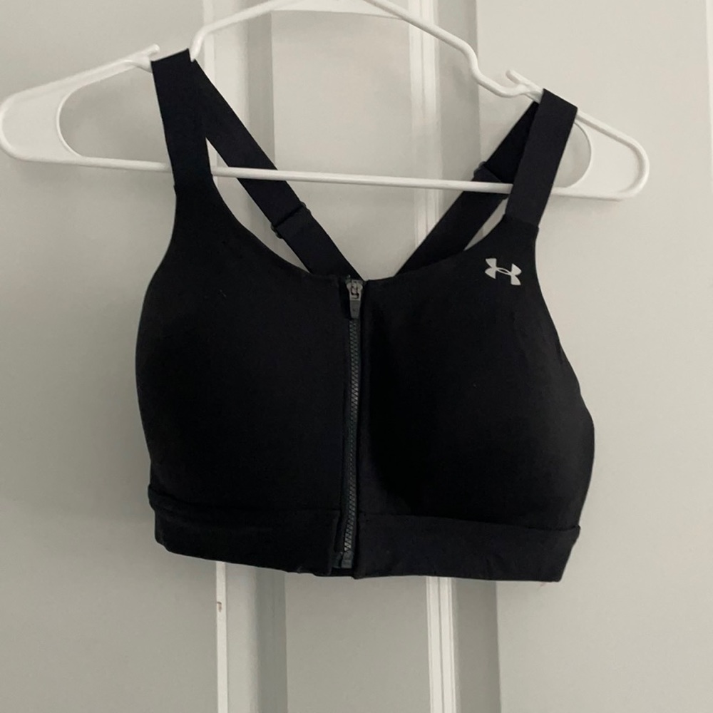 Under Armour Sports Bra 34D